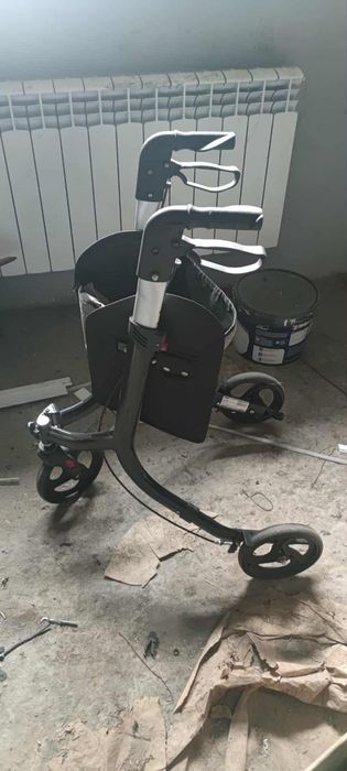 Chodzik sprzedam stan bardzo dobry