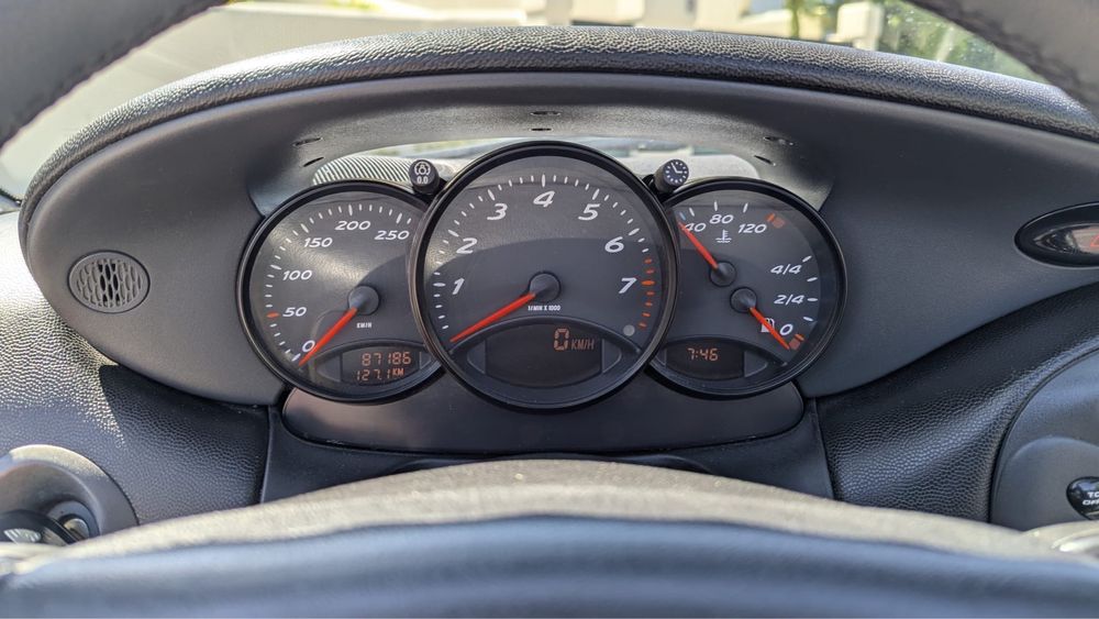 Porsche Boxster 986 2.5