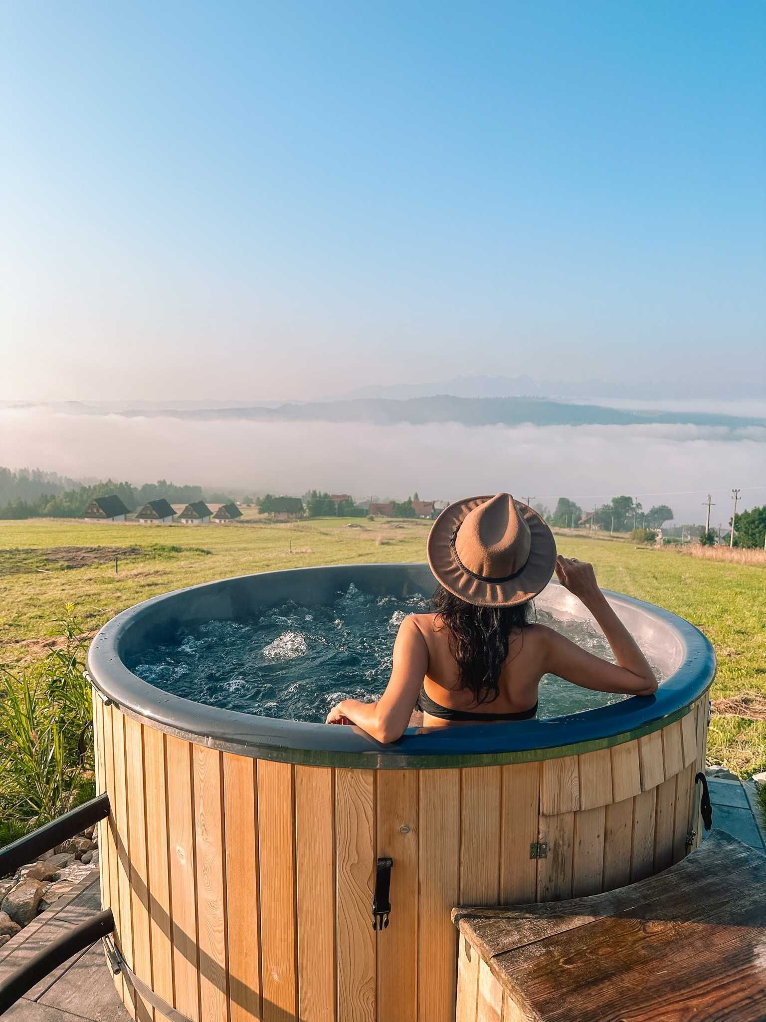 Domki z widokiem na Tatry,jezioro,prywatnym jacuzzi,balią,sauną,grotą