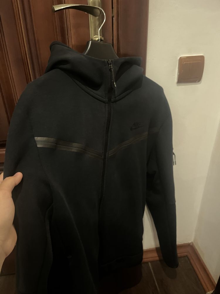 Nike tech fleece