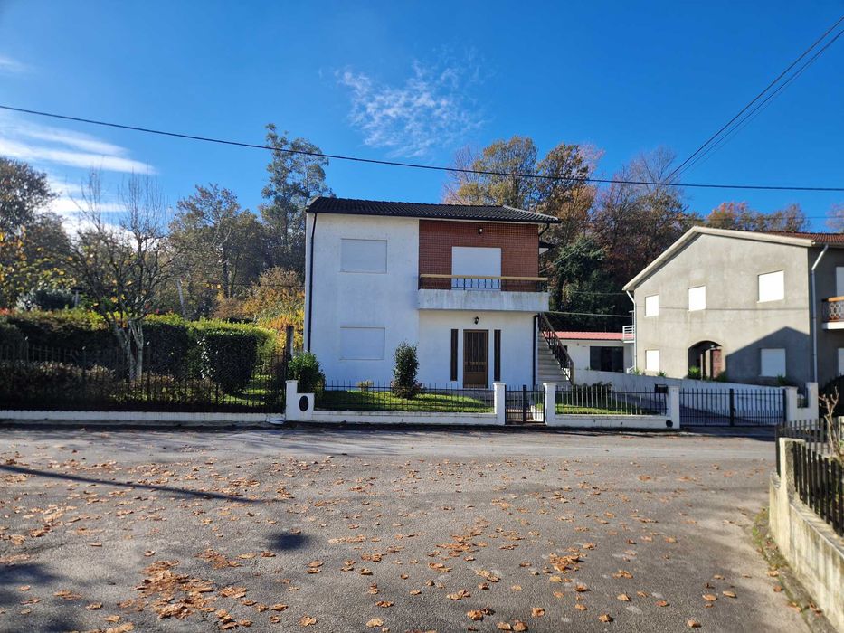 T 3 + sala e cozinha Cladas das Taipas