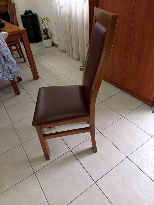 6 cadeiras de sala de jantar