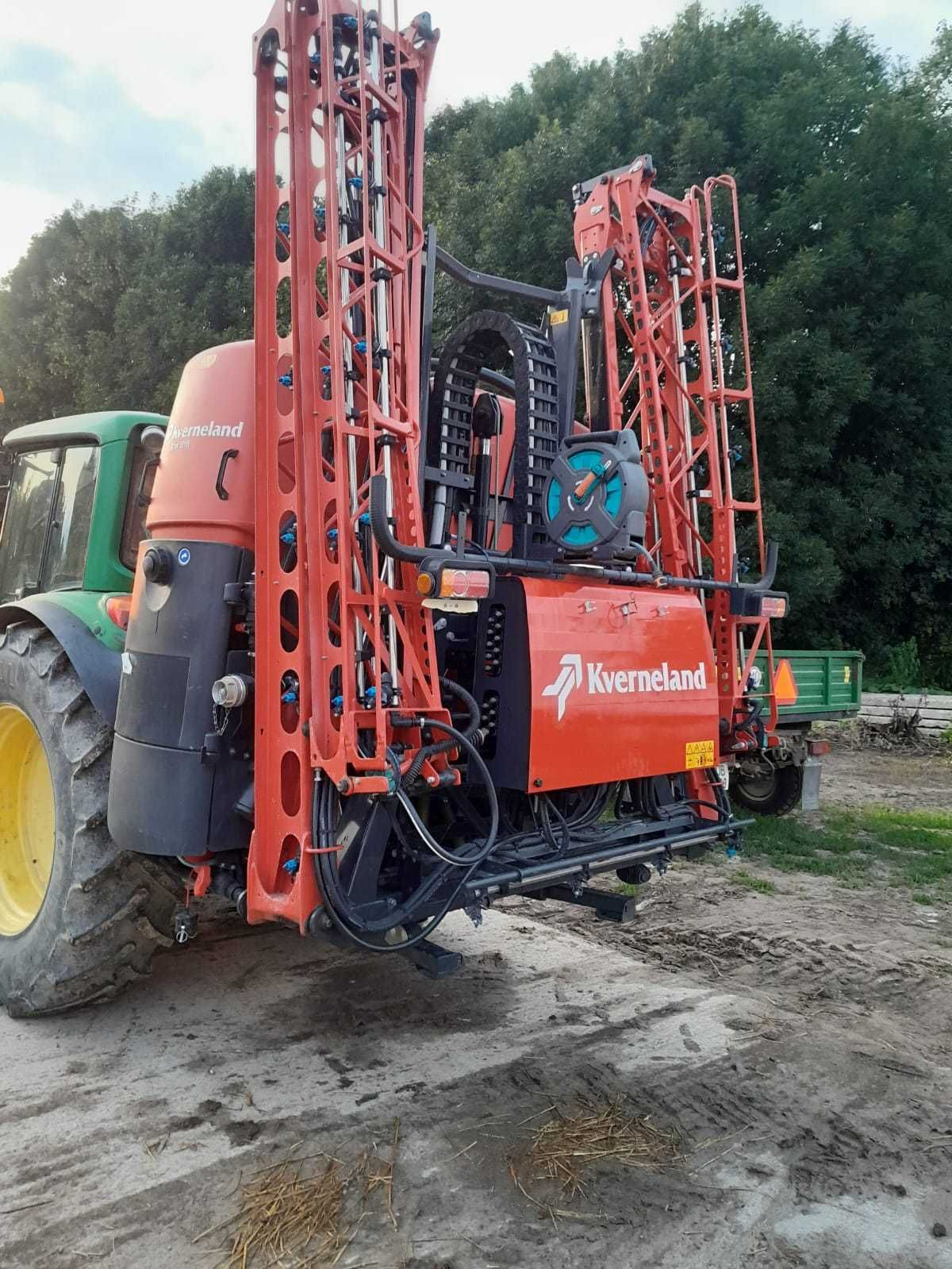 Opryskiwacz Kverneland iXter B16