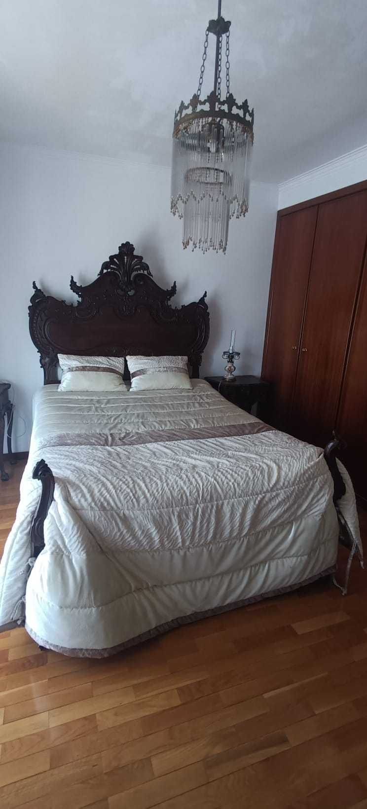 Quarto D. João V - Completa (Cama, Mesinhas e Cómoda)