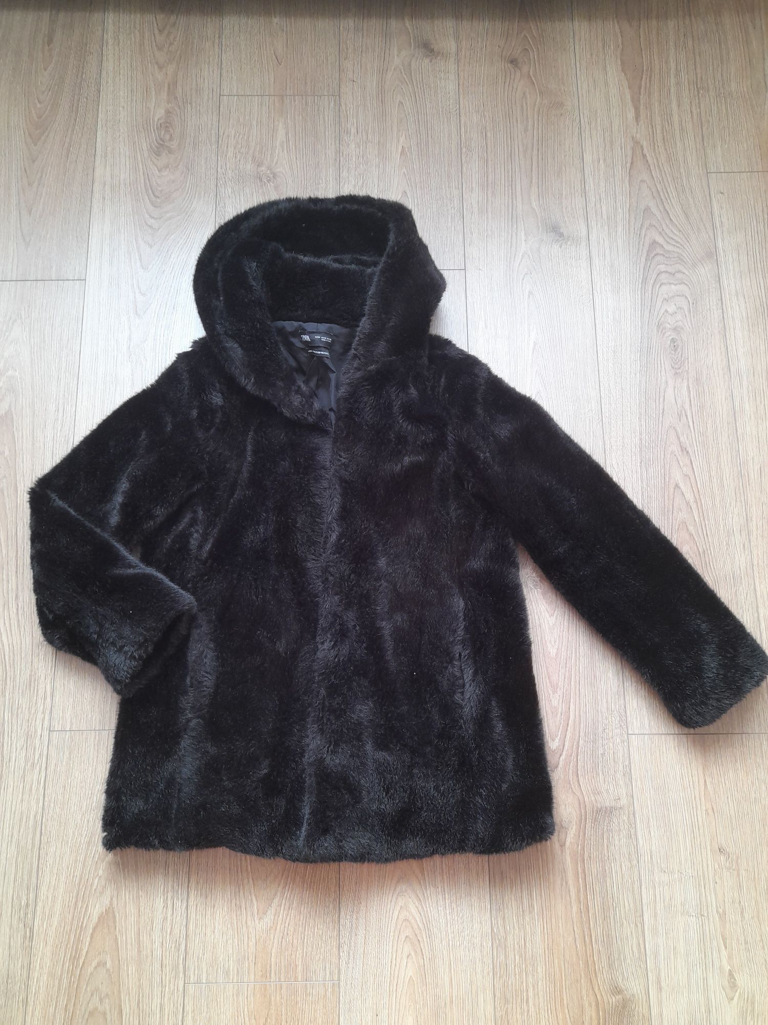 Шубка фірми ZARA