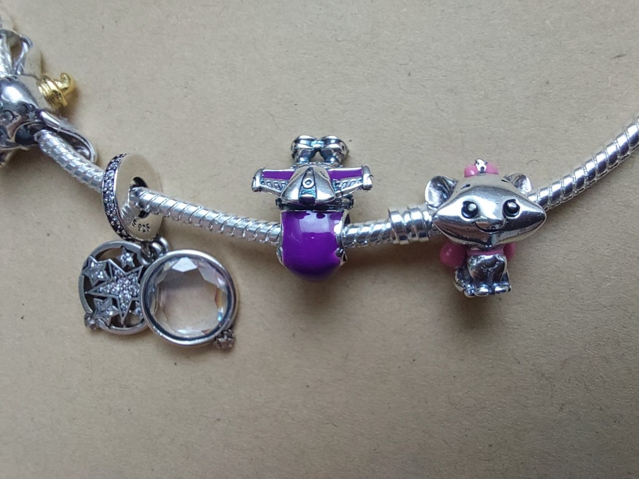 Charms disney toy story/ dumbo