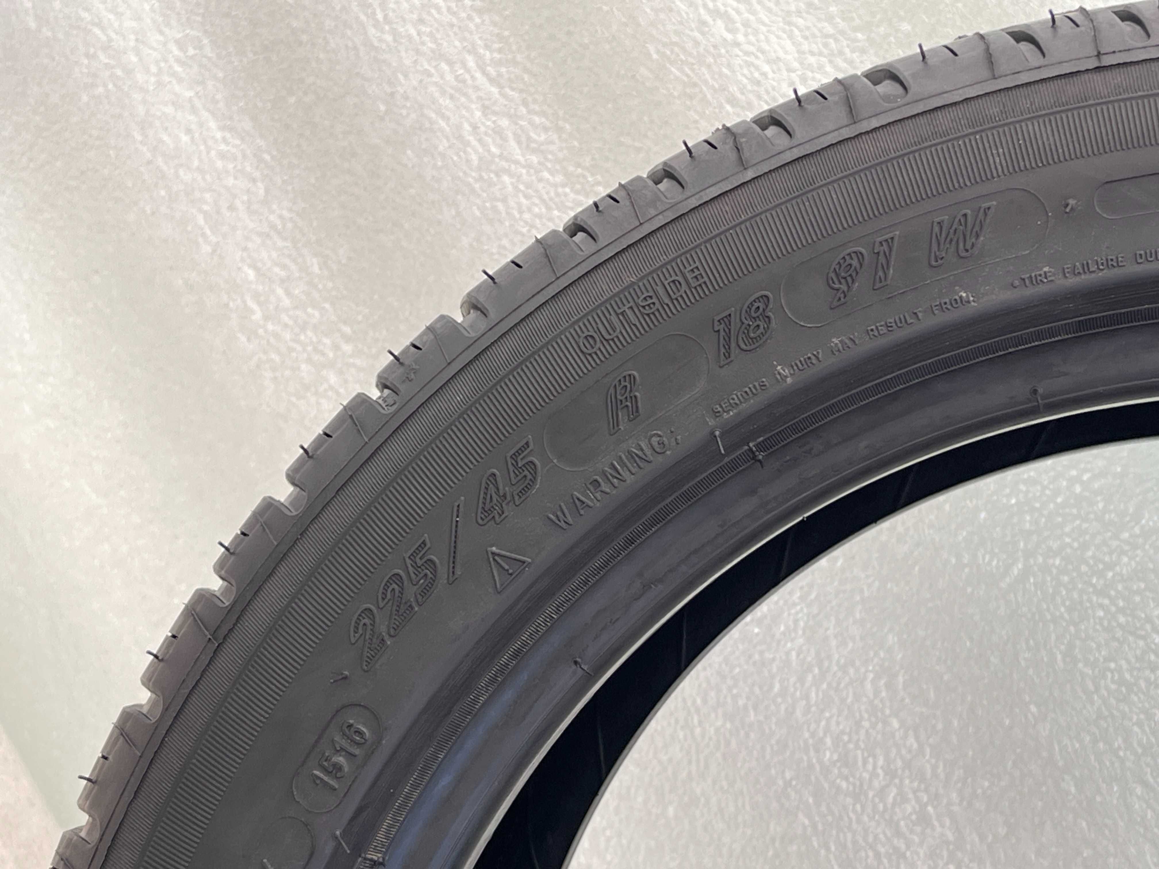 225/45 R18 Michelin Pilit Sport