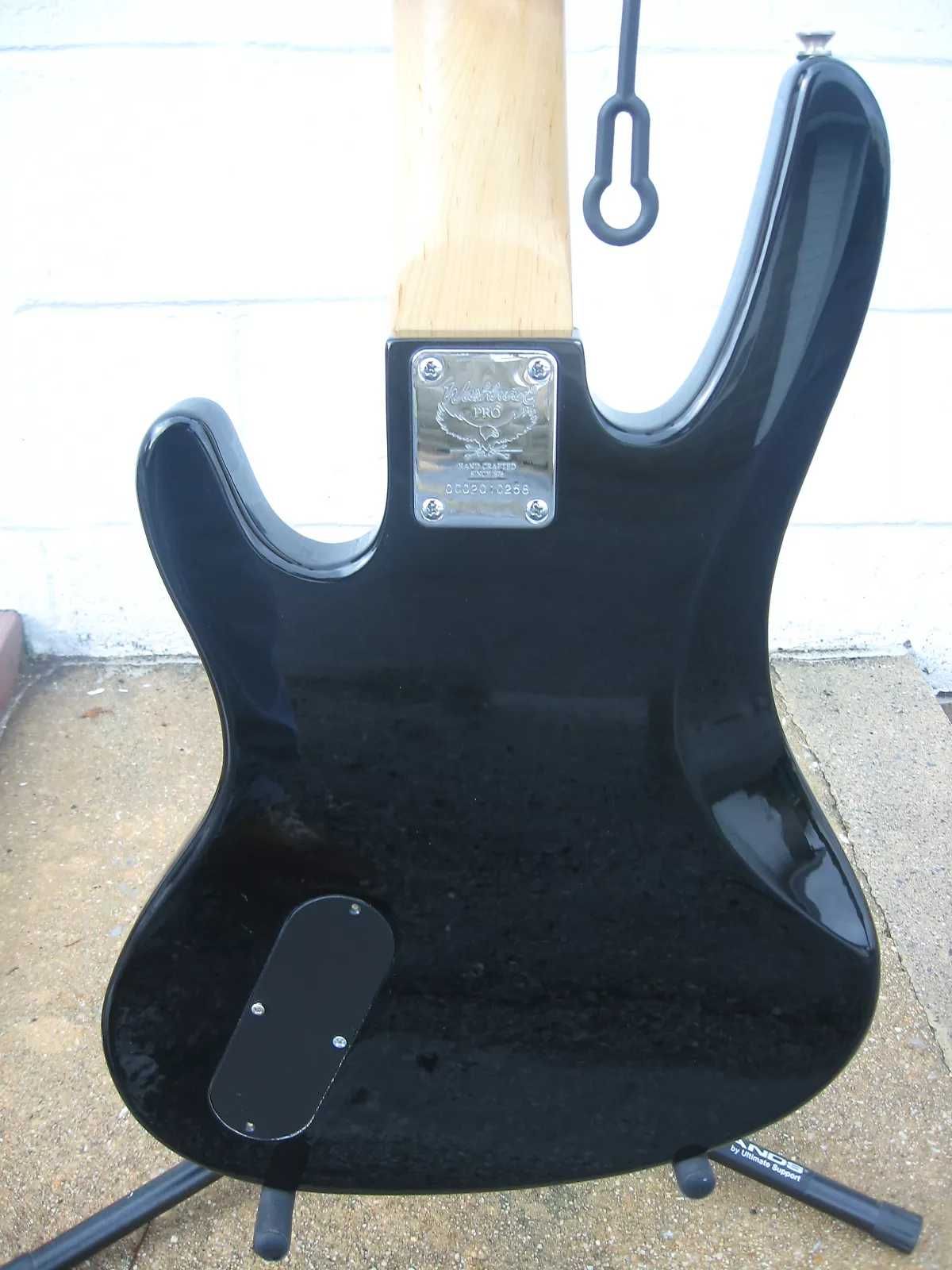 Бас-гитара Washburn Bantam Series XB 105 5 string Bass Black
