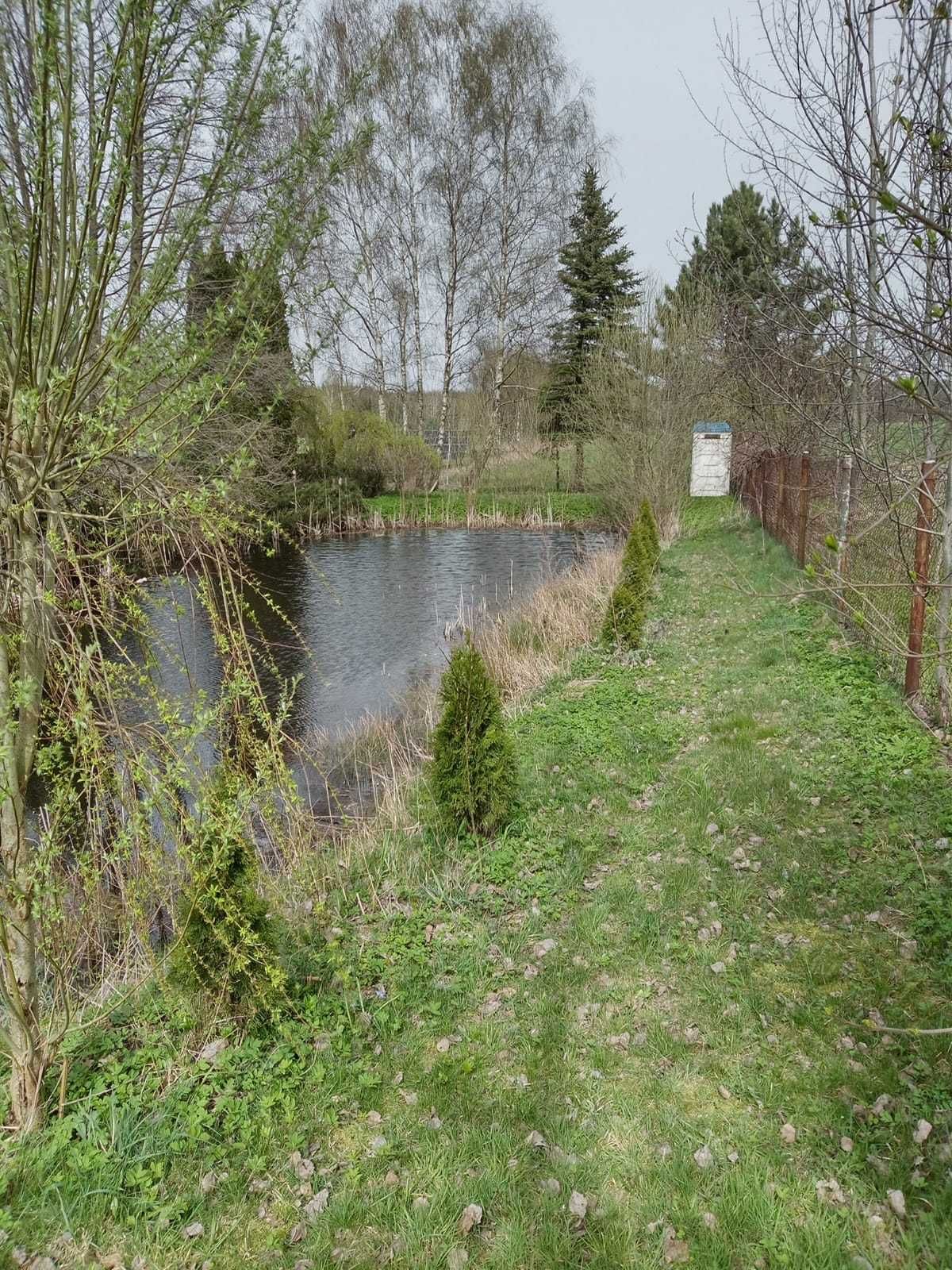 Sprzedam działkę budowlaną 1260m blisko Pabianic