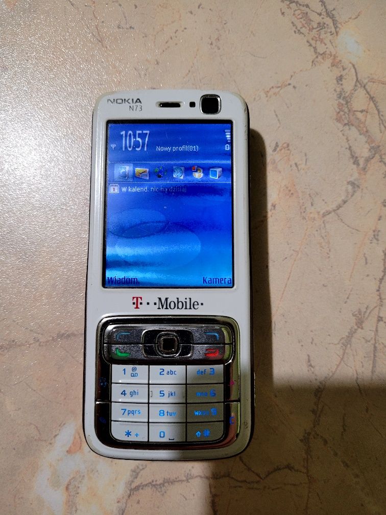 Telefon komórkowy