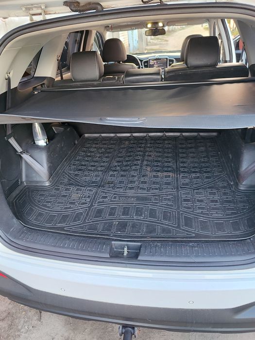 Продам авто Киа Sorento 3.3л