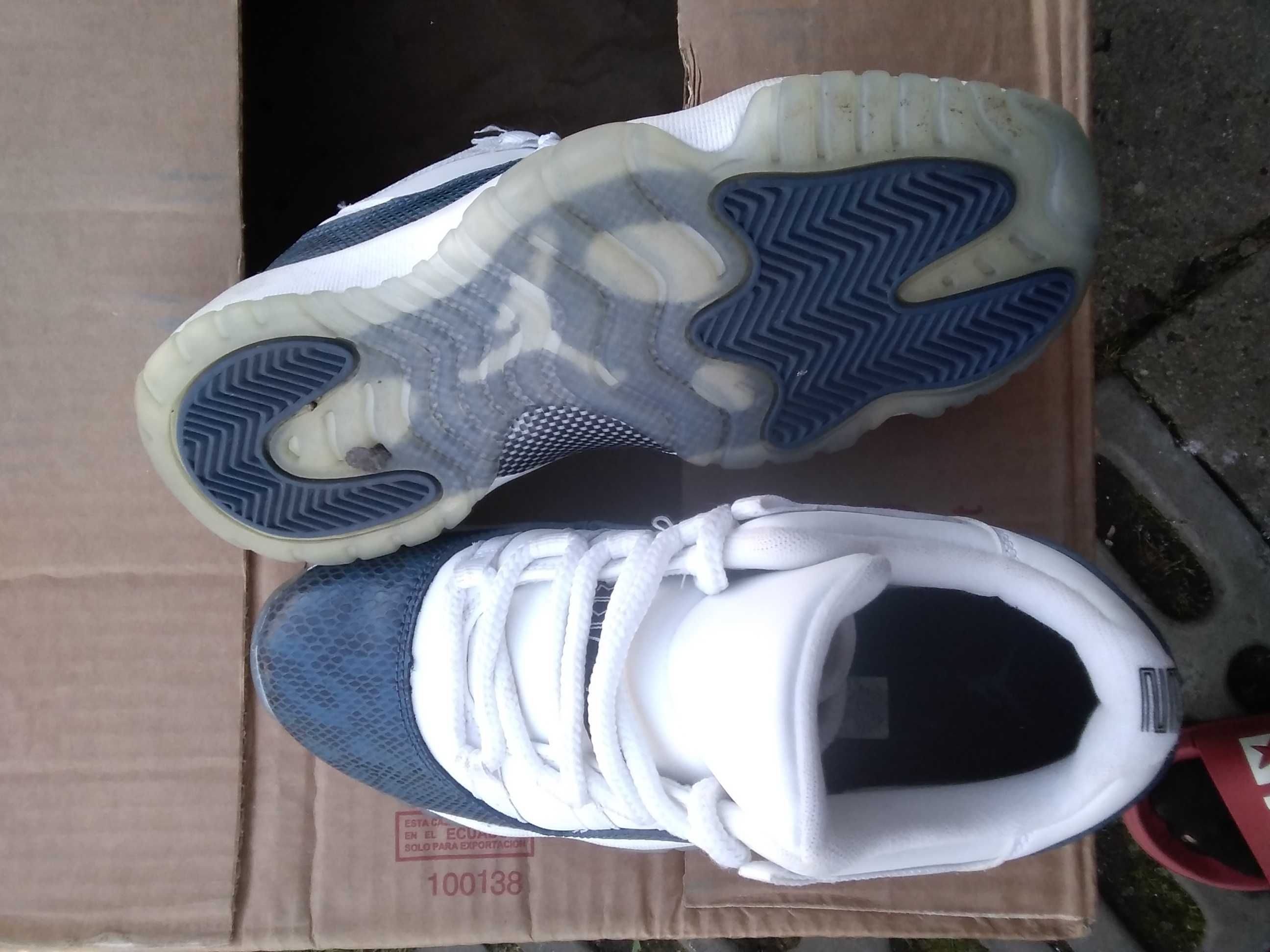 Air Jordan 11 Retro Low