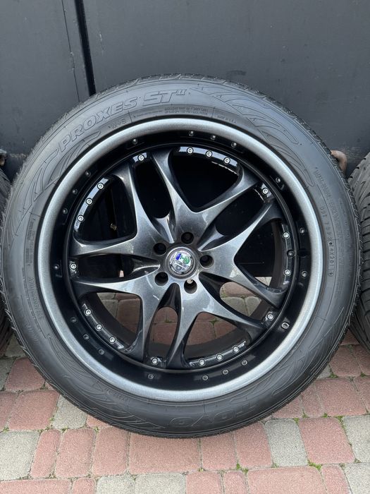 Колеса R22 Dezent, гума 305/40 R22 Toyo