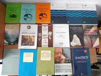Livros de vários estilos literários