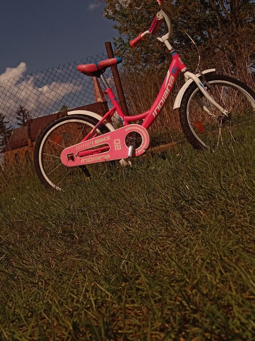 Rower dziecięcy . różowy
