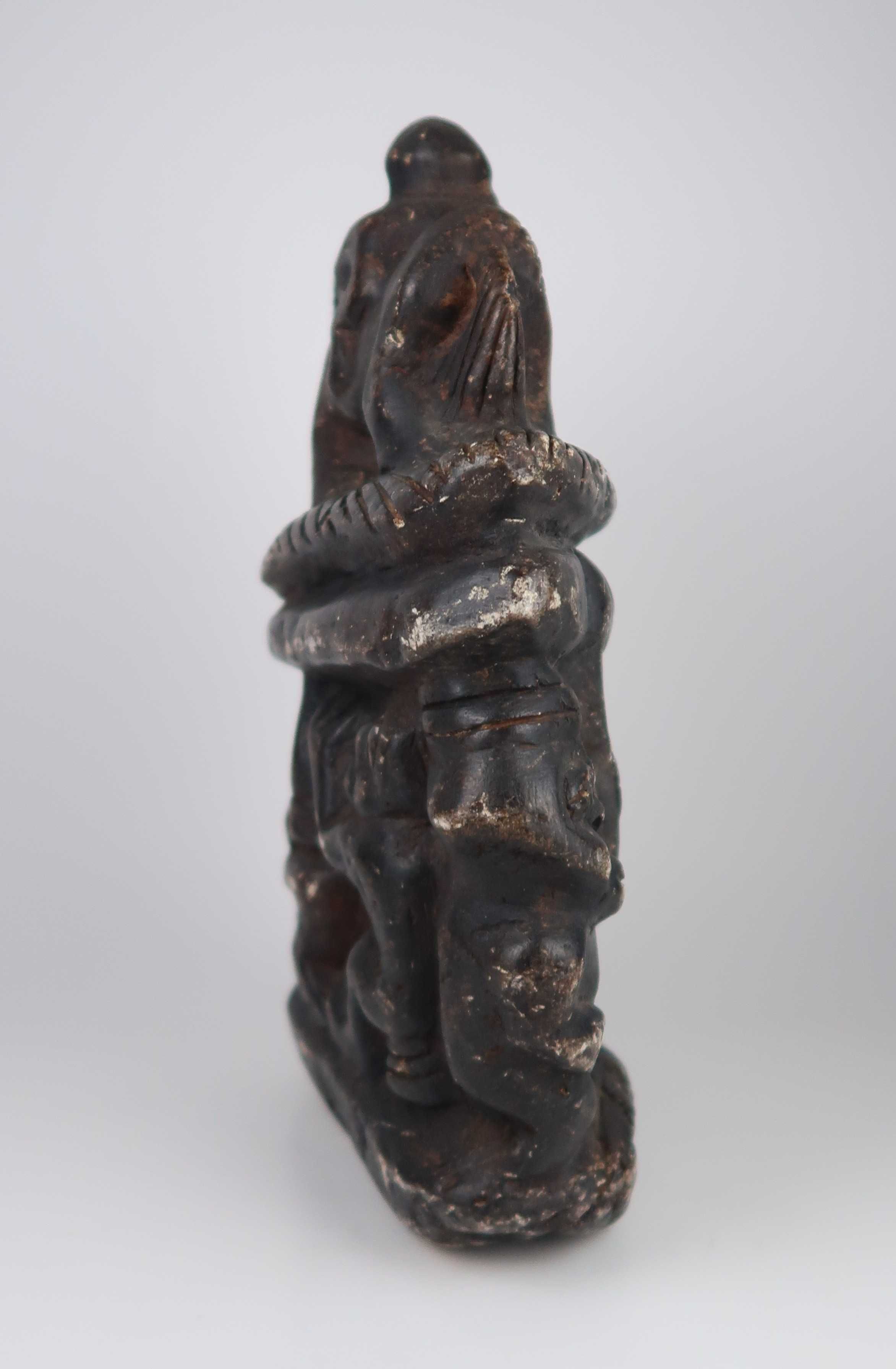 Escultura em pedra - 27 cm