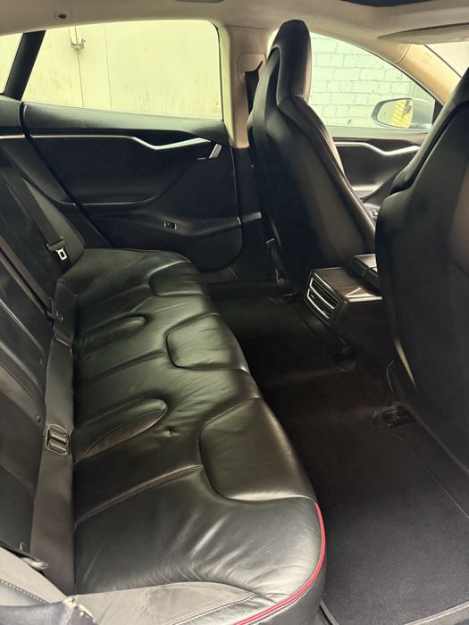 Тесла модел s 85kv