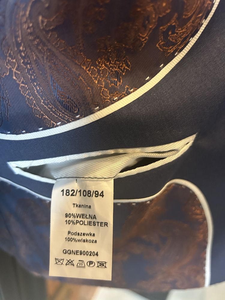 Sprzedam elegancki garnitur męski Giacomo Conti – Super Slim