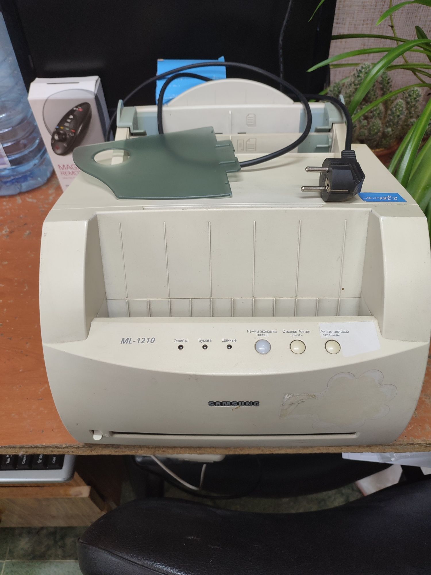 Продам лазерный принтер Samsung ML-1210