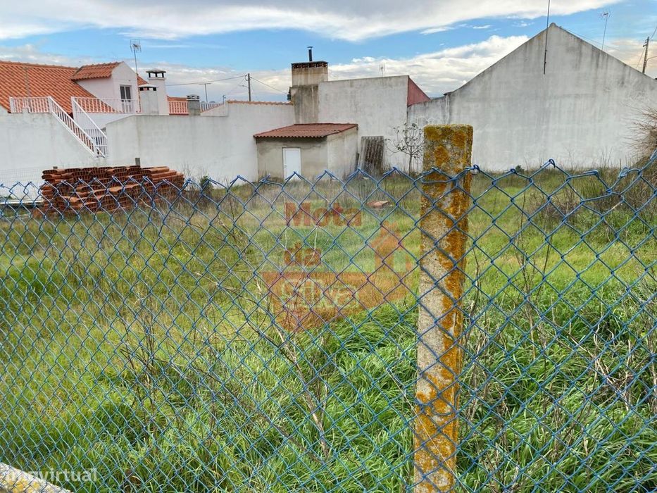 Terreno urbano de 300m2 Alcácer do Sal