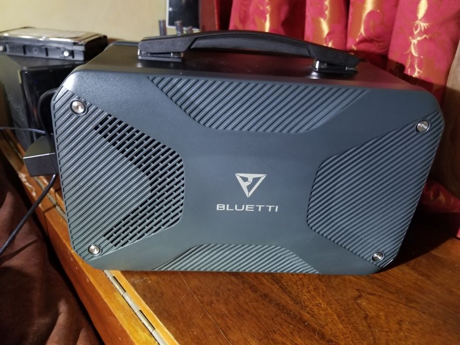 BLUETTI PS70. Зарядна станція.