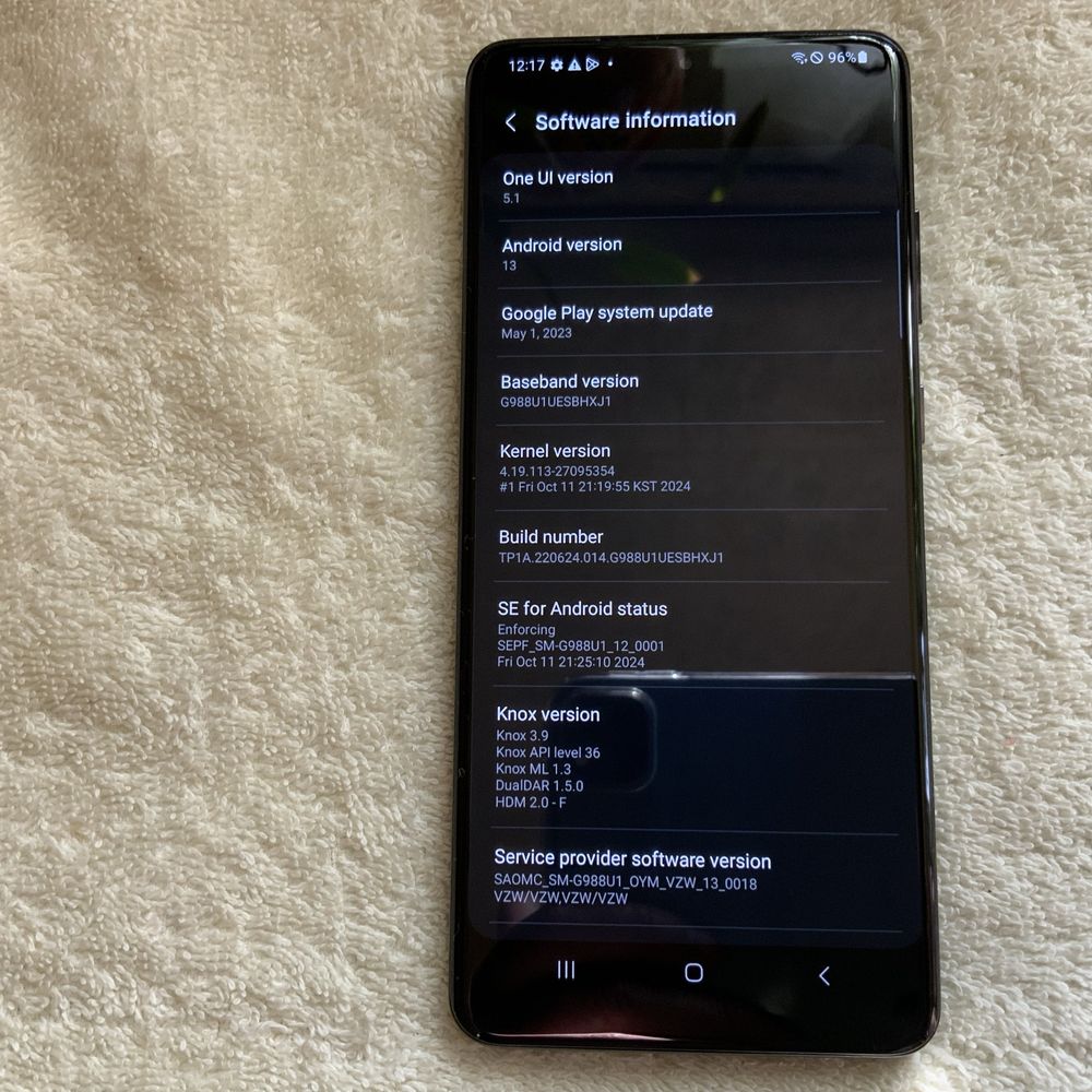 Флагман Samsung S20 Ultra. 12/128Gb. 2 sim-card. В идеале !