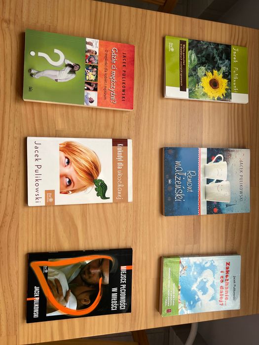 Sprzedam książki Jacka Pulikowskiego