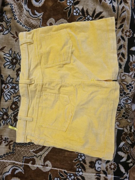 Продам  спідниці для дівчинки