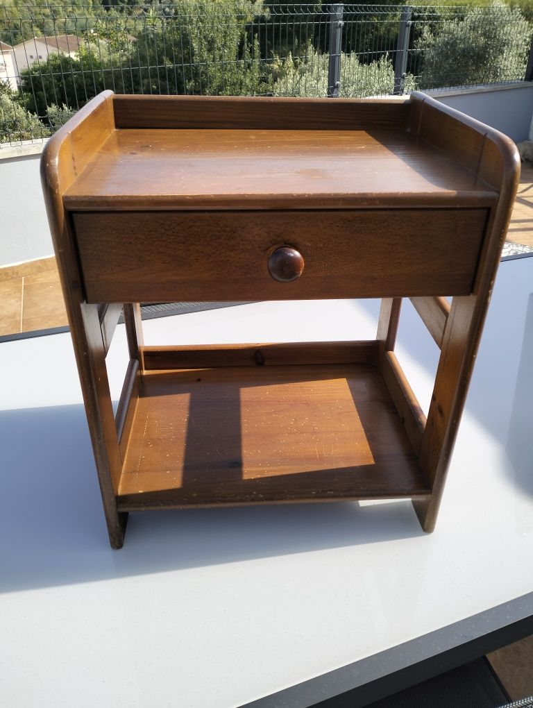 Mesa mesinha cabeceira