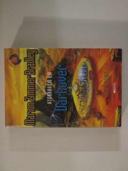Aterragem em Darkover- Marion Zimmer Bradley