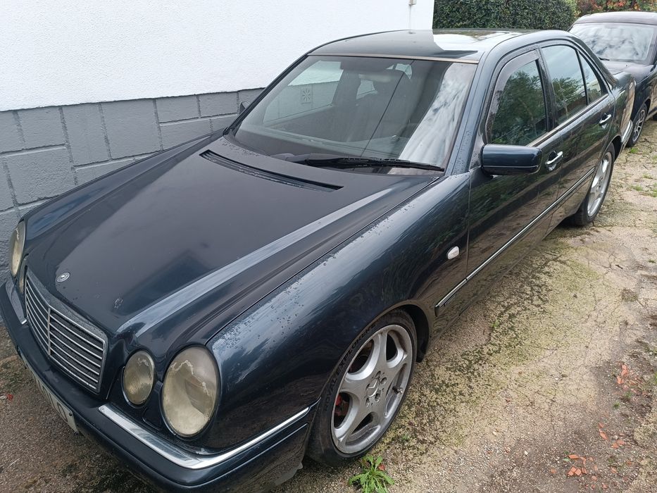 Mercedes E300 Turbo Diesel ( OM606 )