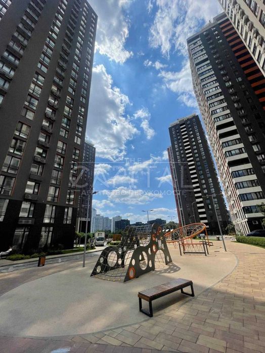 Продаж офісу, ЖК Seven, Дарницький р-н, Позняки