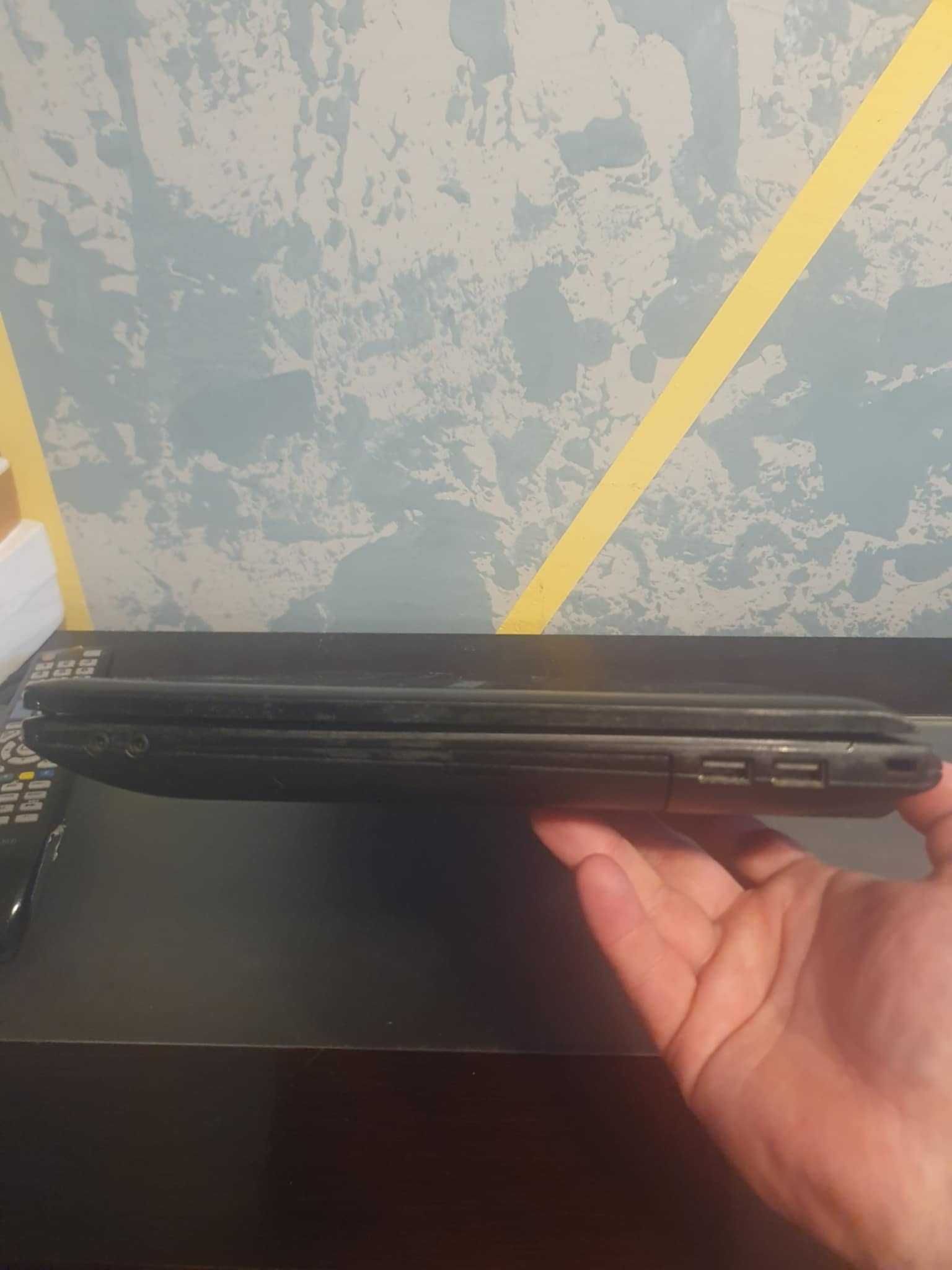 Sprzedam laptop Samsung NP55E