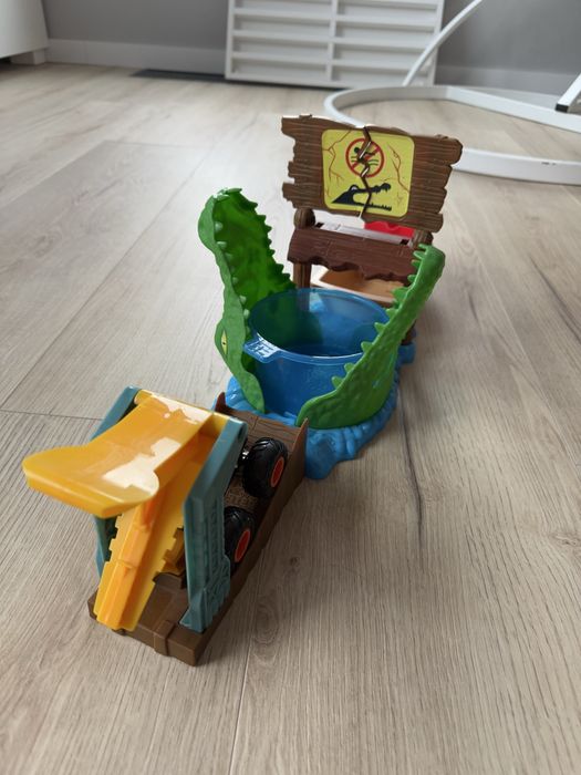 Продам трек Хотвилс для Монстр Траків