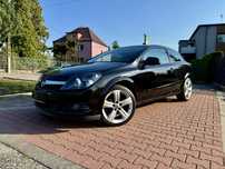 Opel Astra GTC 1.8 140 KM 2010 r Xenon Tempoamt PDC