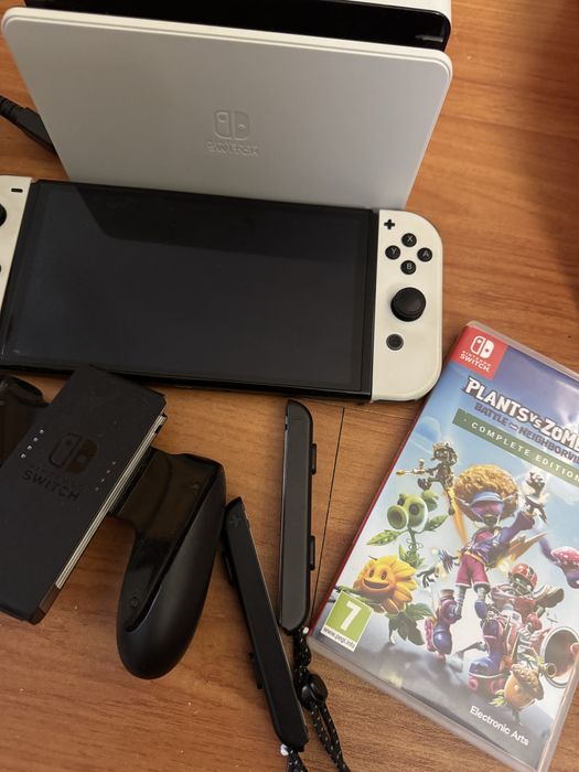 Nintedo Switch Oled+ігра в комплекті