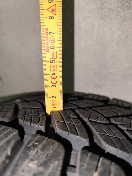 Alufelgi koła Audi A6 5x112 opony zimowe 215/60R16