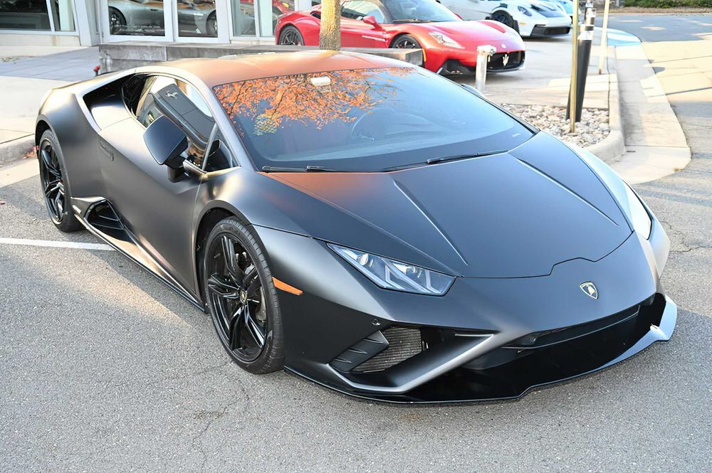 Lamborghini Huracan EVO      2021