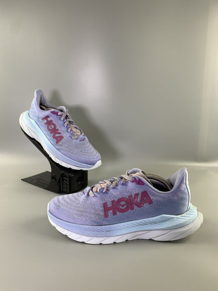 Кросівки Hoka