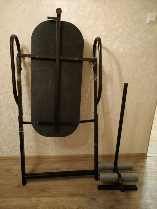 Іверсійний (инверсионньій), гравитаційний стіл для спини. Реабілітацій