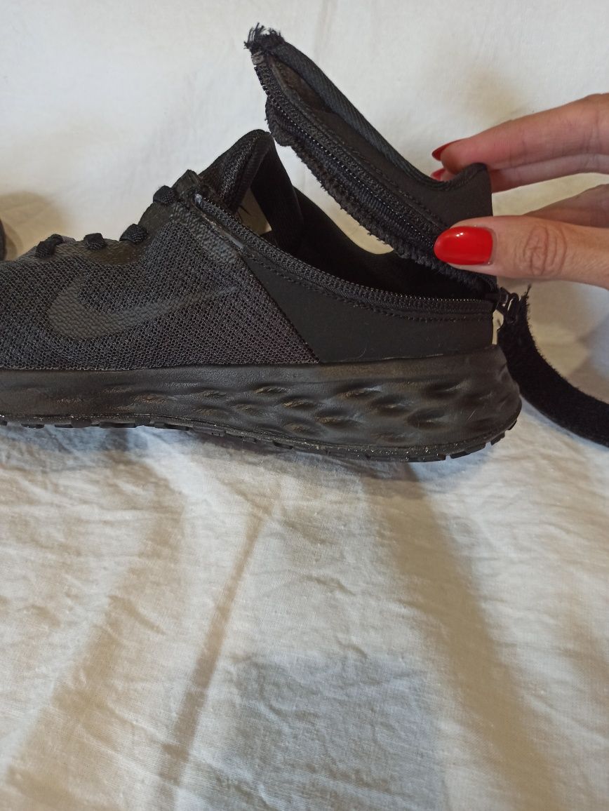 Дитячі літні кросівки для хлопчика Nike revolution 6 flyease 38р.