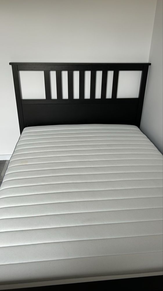 Lozko Hemnes IKEA z materacem 140x200
