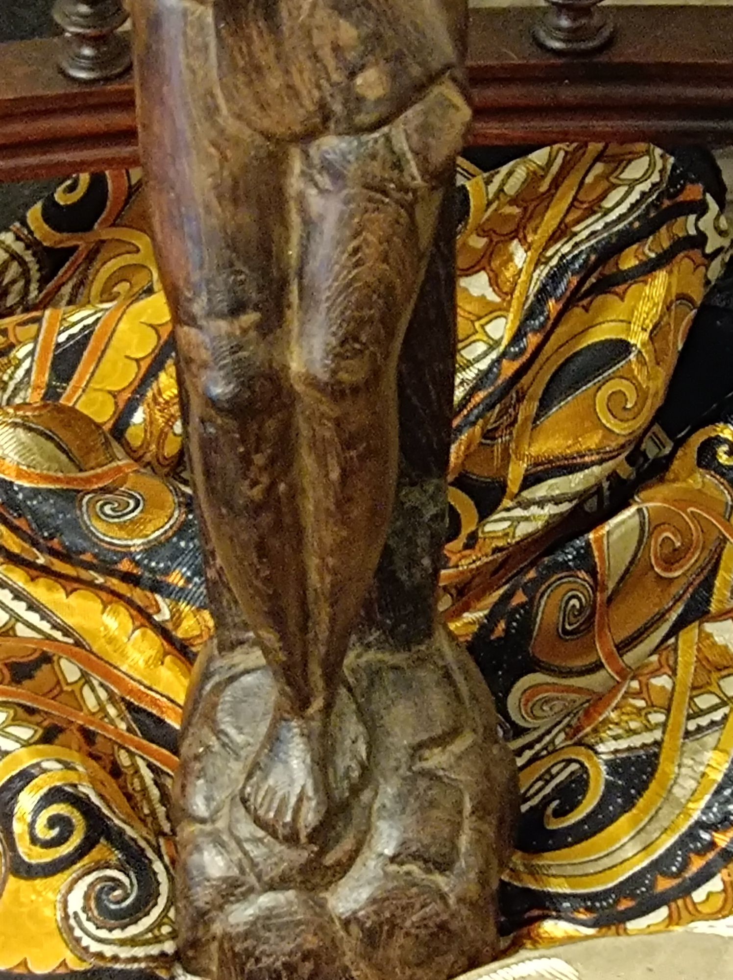 Rzeźba drewno.. Antyk ,galeryjny krucyfiks z egzotycznego drzewa .