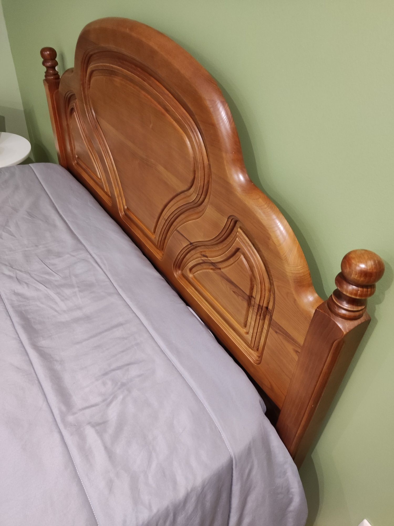 Cama casal com colchão