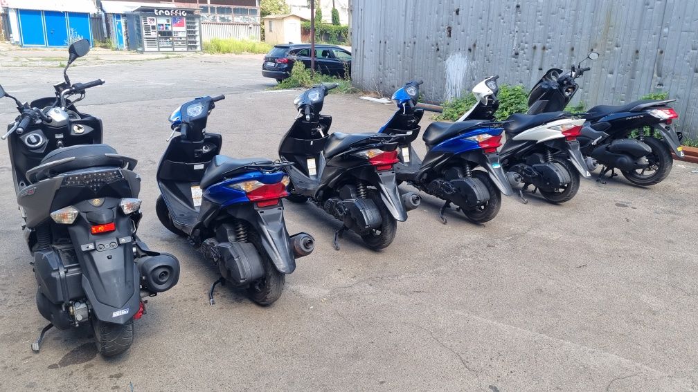 Скутер Сузуки Адресс 125 Suzuki Adress 125 S з контейнера