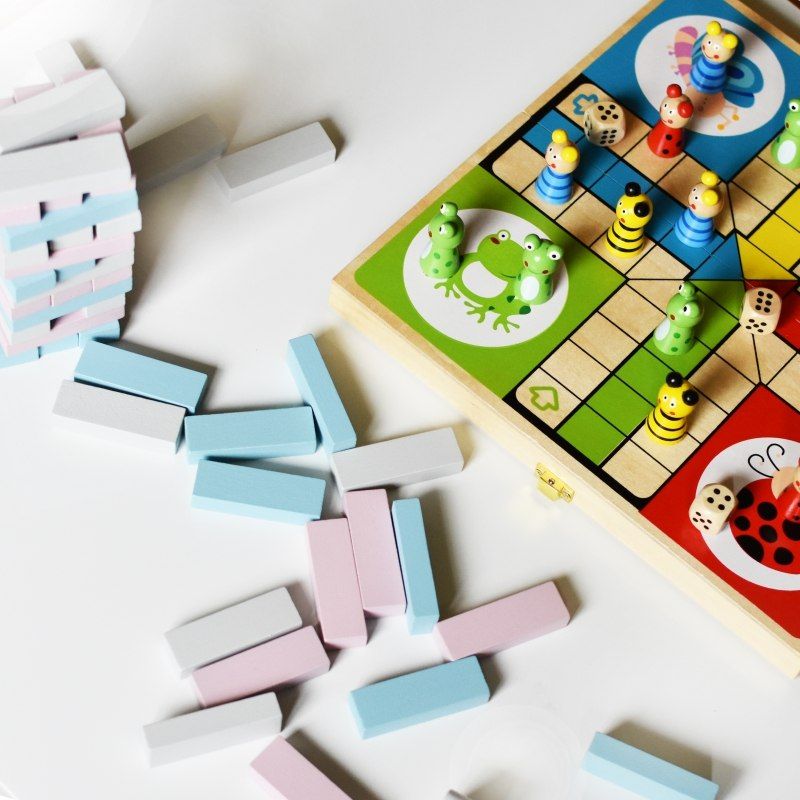 Drewniana gra Ludo Chińczyk Viga Toys