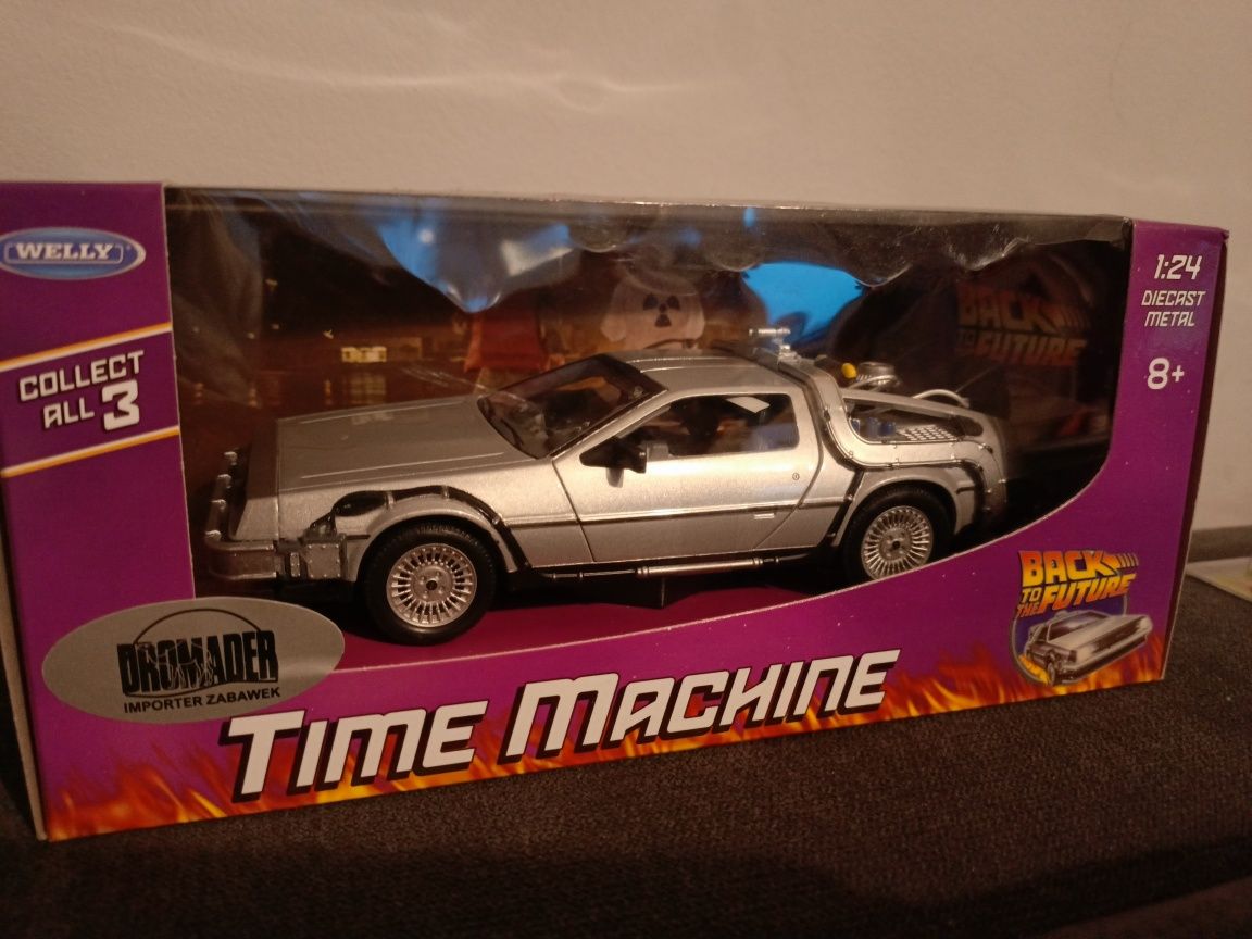 WELLY 1:24 DMC DeLorean Back to the future