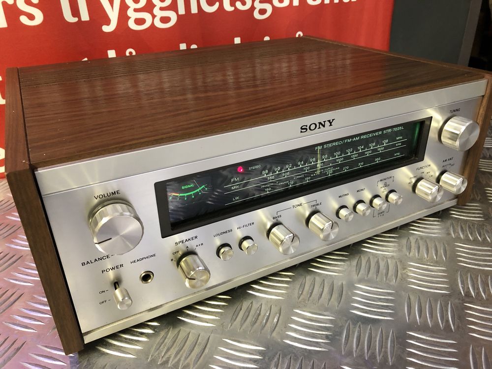 Amplituner Sony STR 7025 l