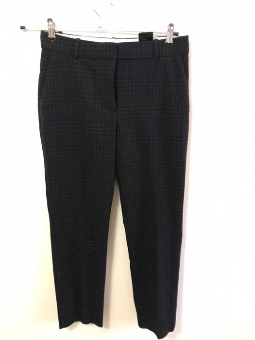 Класичні брюки в клітинку