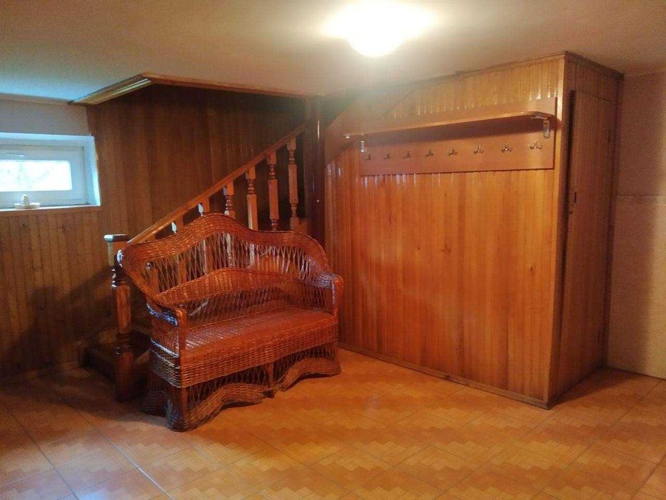 Продаж 2 пов будинку з 2 гаражеми і ділянкою на 12 соток, 236.5 кв.